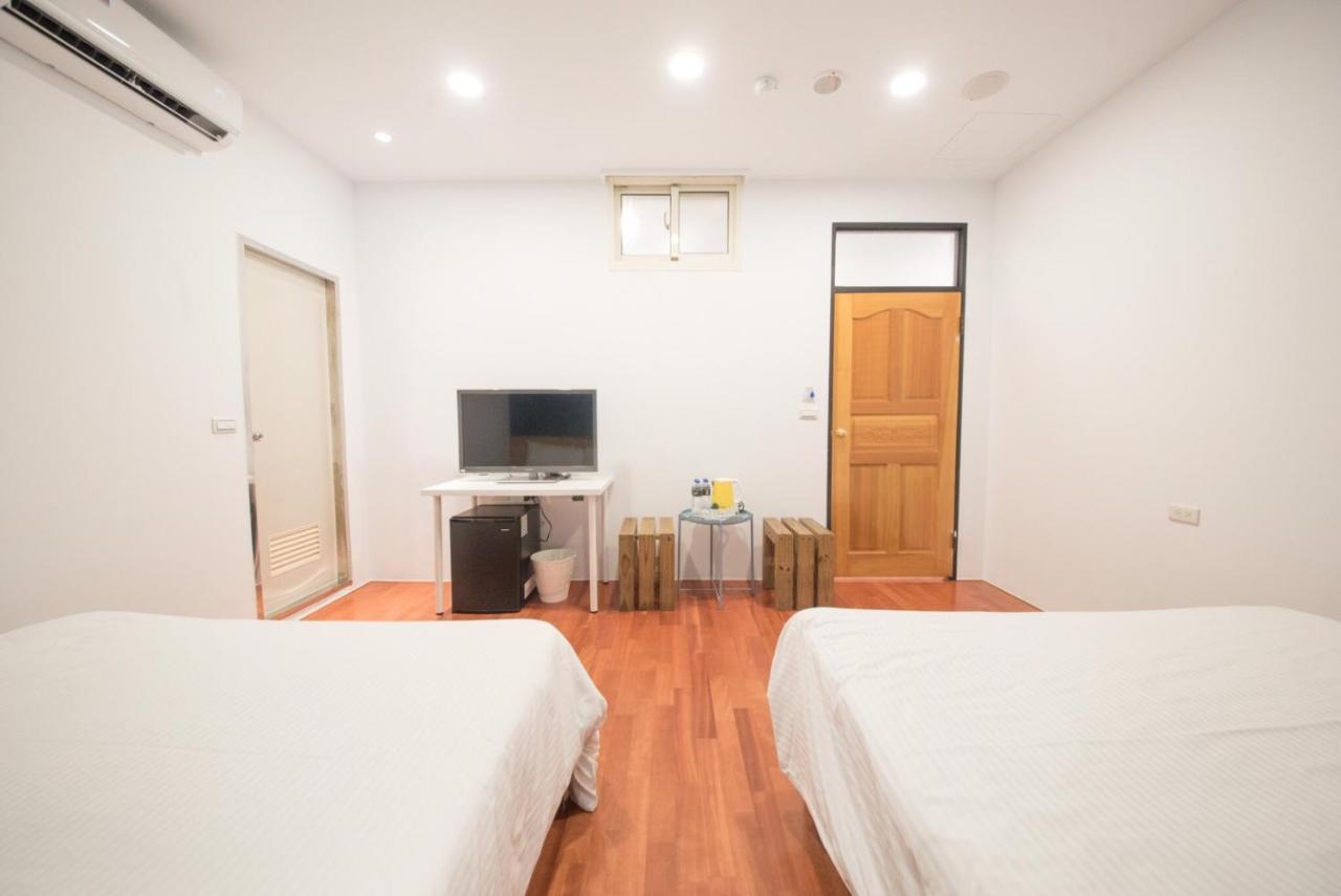 Deer Traveler Hostel Yuchi Zewnętrze zdjęcie